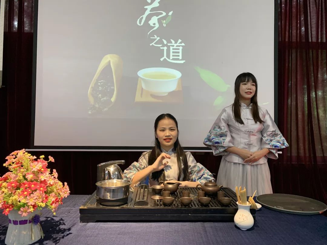 珠海市南方爱迪技工学校