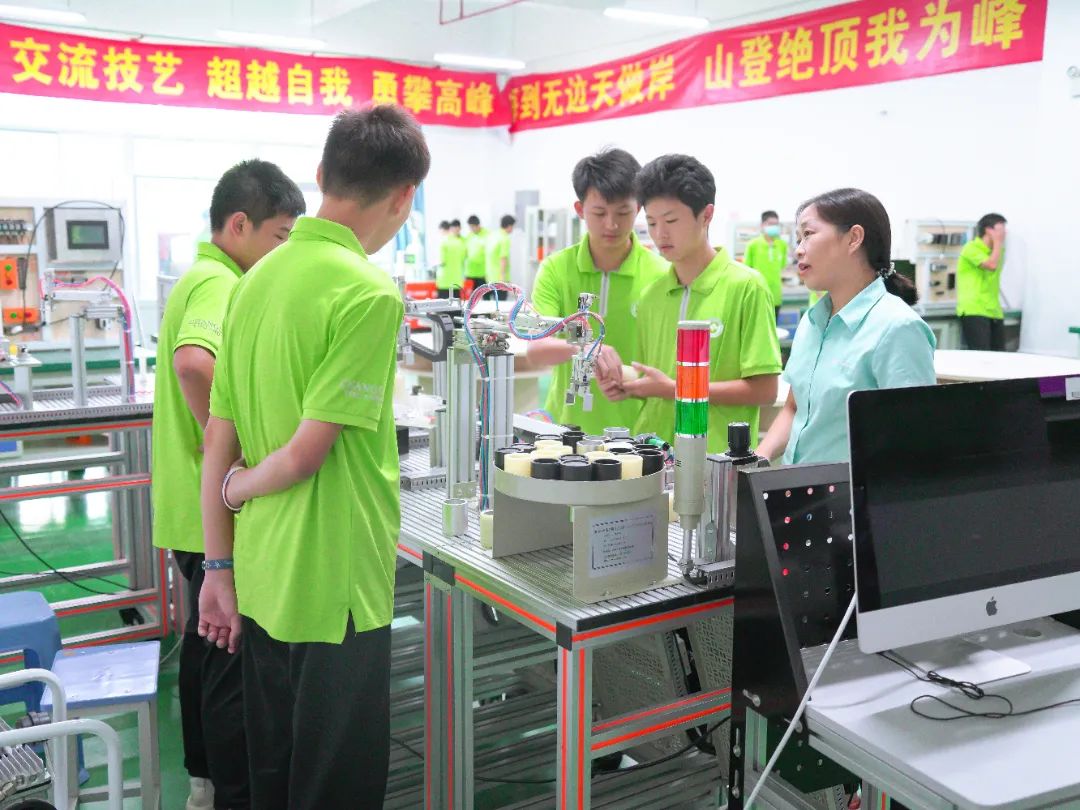 珠海市南方爱迪技工学校