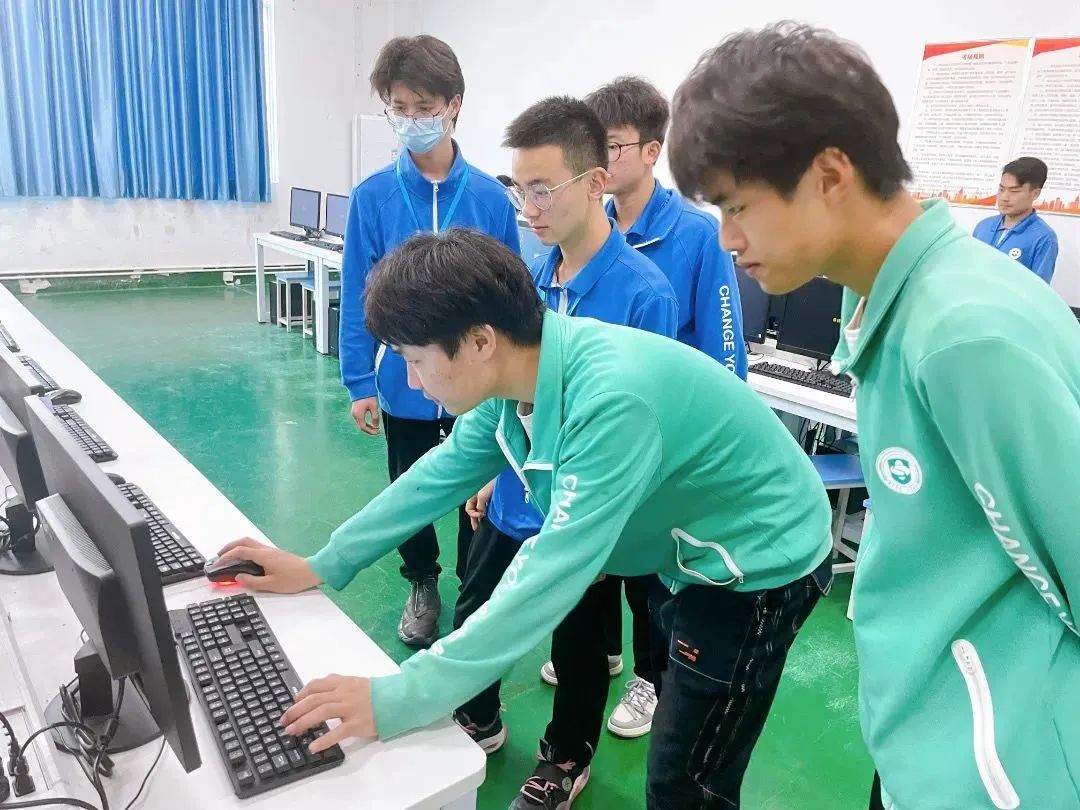 珠海市南方爱迪技工学校